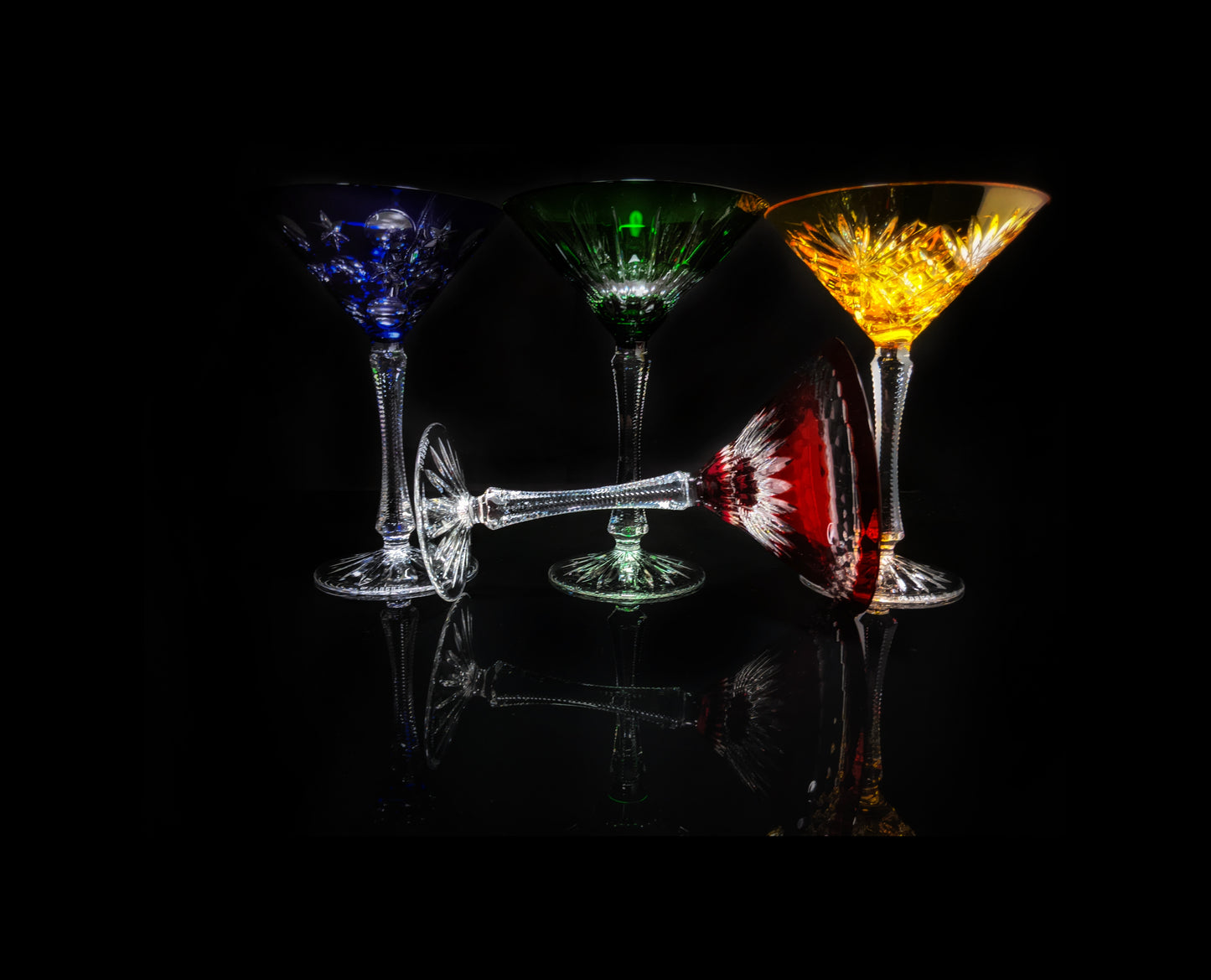 Faberge Crystal Martini Glasses Set Of 4 New In Presentation box