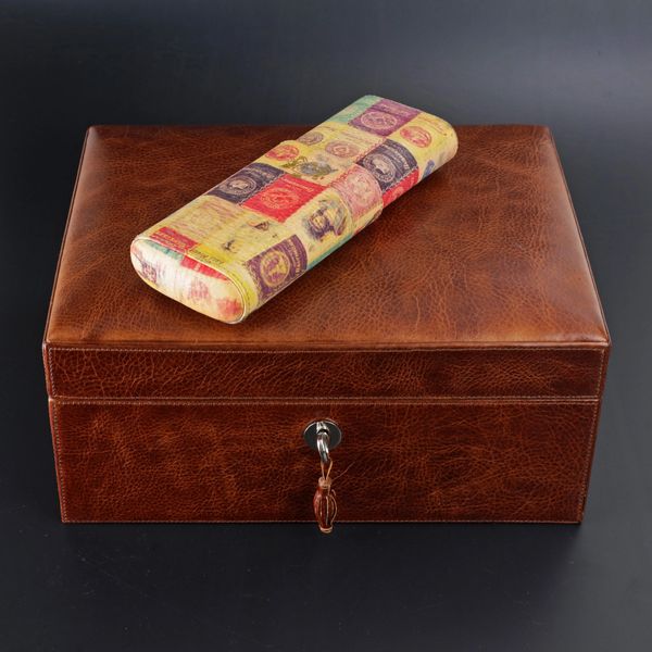 Brizard & Co. The "Airflow" Cigar Humidor - Antique Saddle Leather (30/40 Count)