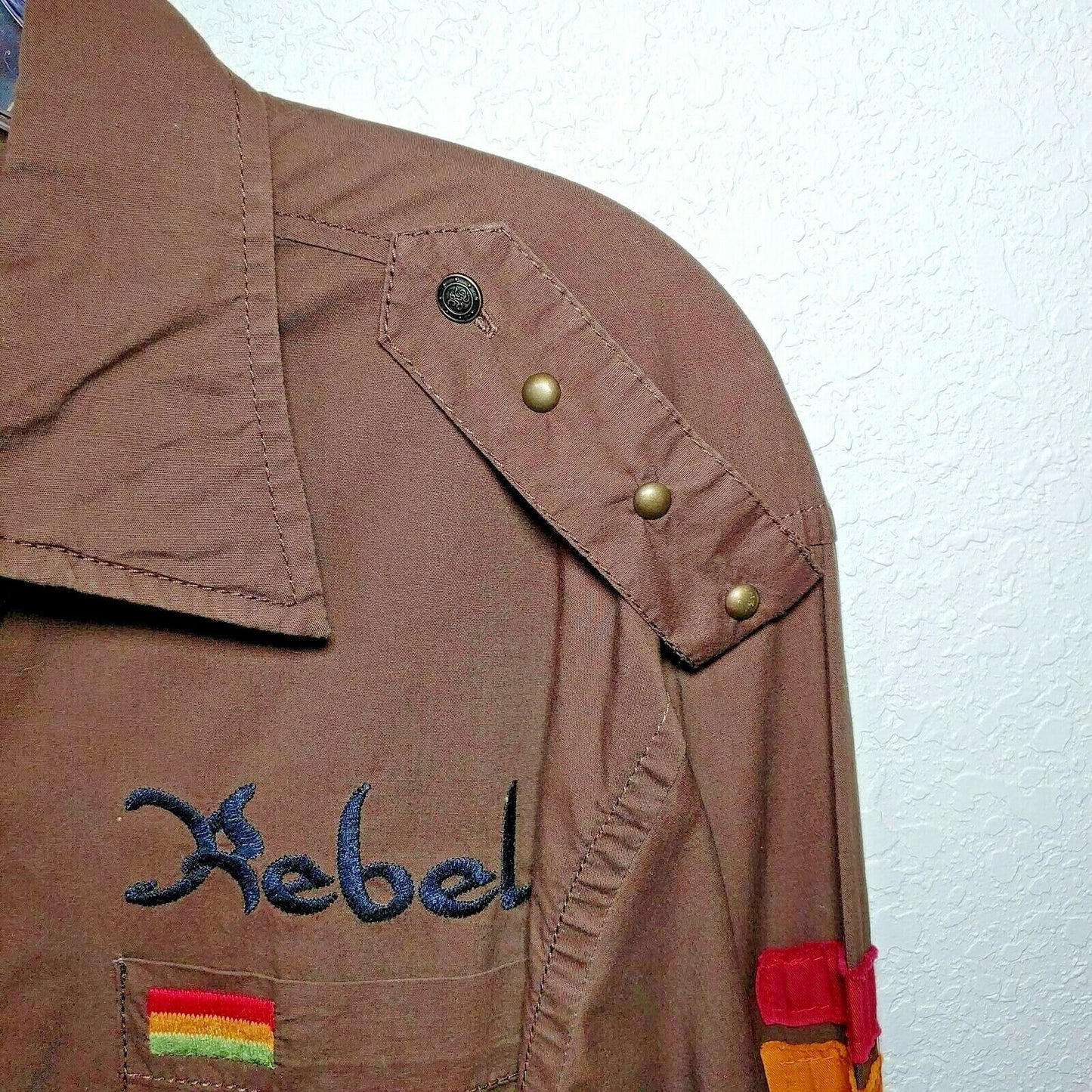 Rebel Spirit Brown King of Kings Shirt Men's Medium