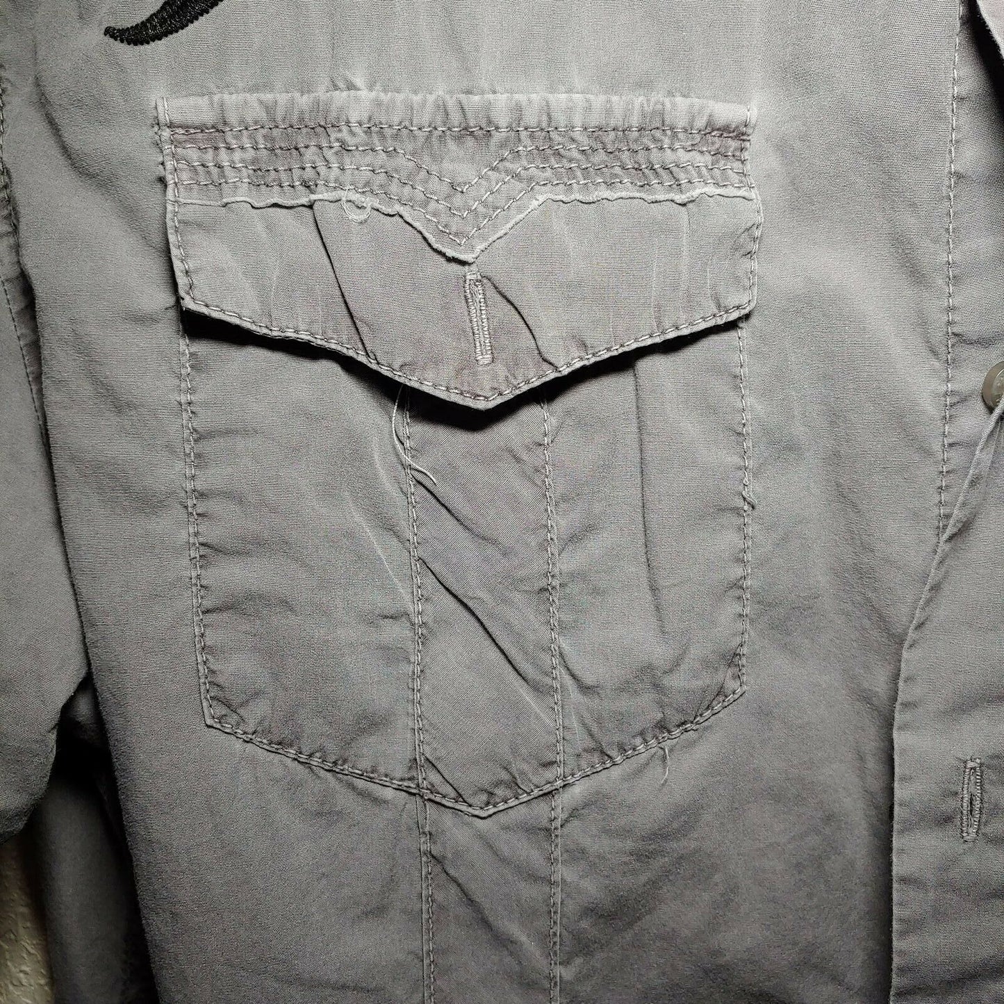 Rebel Spirit | Gray | Men's Large Button-Down short sleeve Shirt