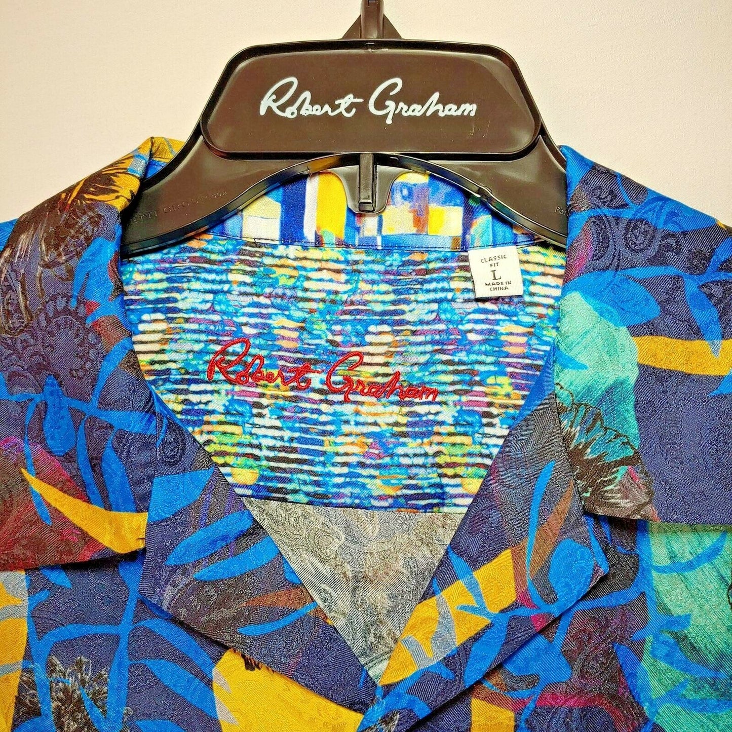 Robert Graham - Colorful Long Sleeve - Men's Medium Button Down Classic Fit