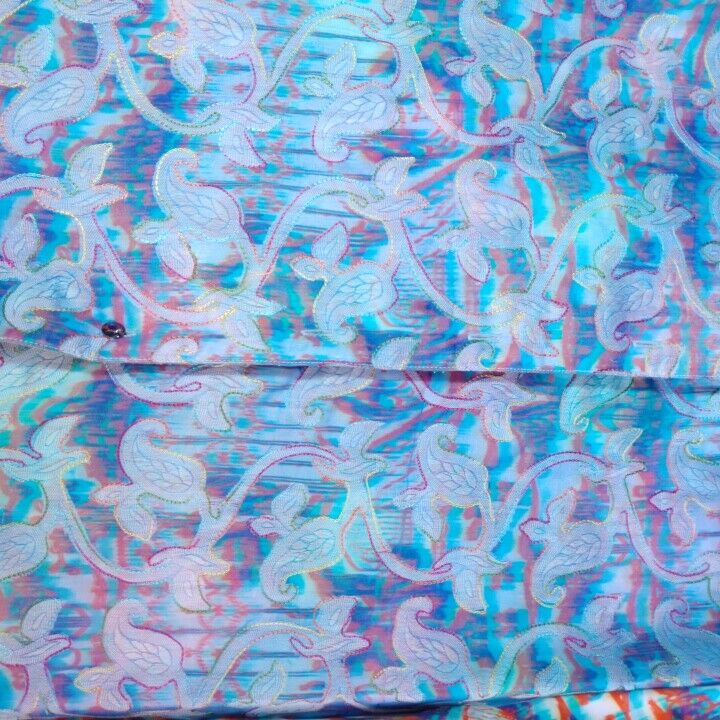 Robert Graham - Colorful Long Sleeve - Men's Medium Button Down Classic Fit