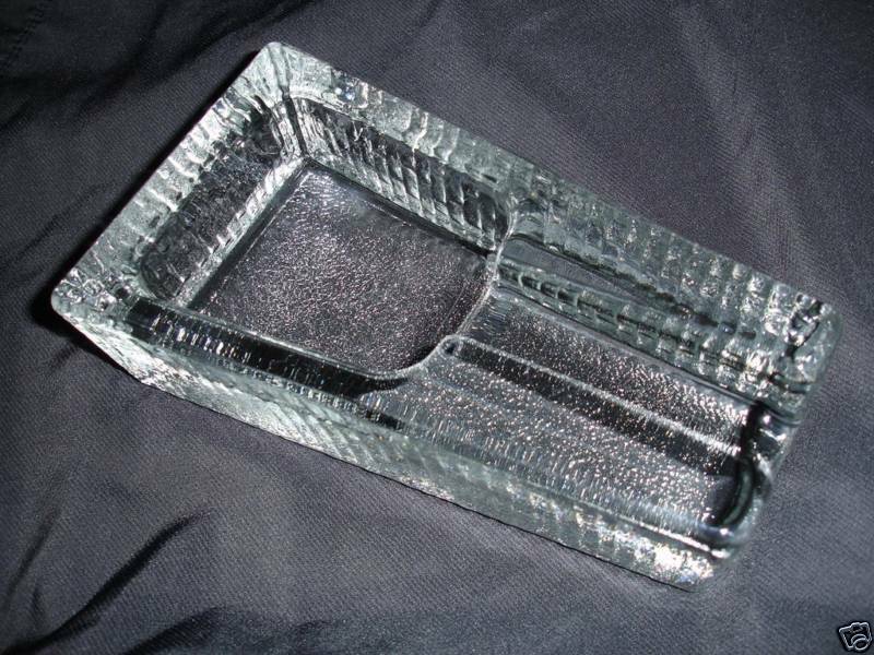 heavy duty glass ashtray