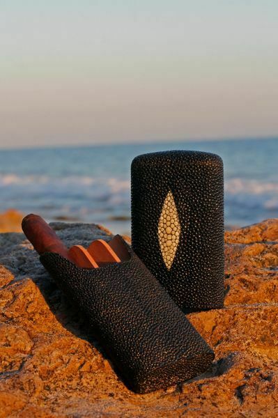 Brizard "Show Band" 3 Cigar Case, Cutter and Lighter Combo - Stingray Black USA