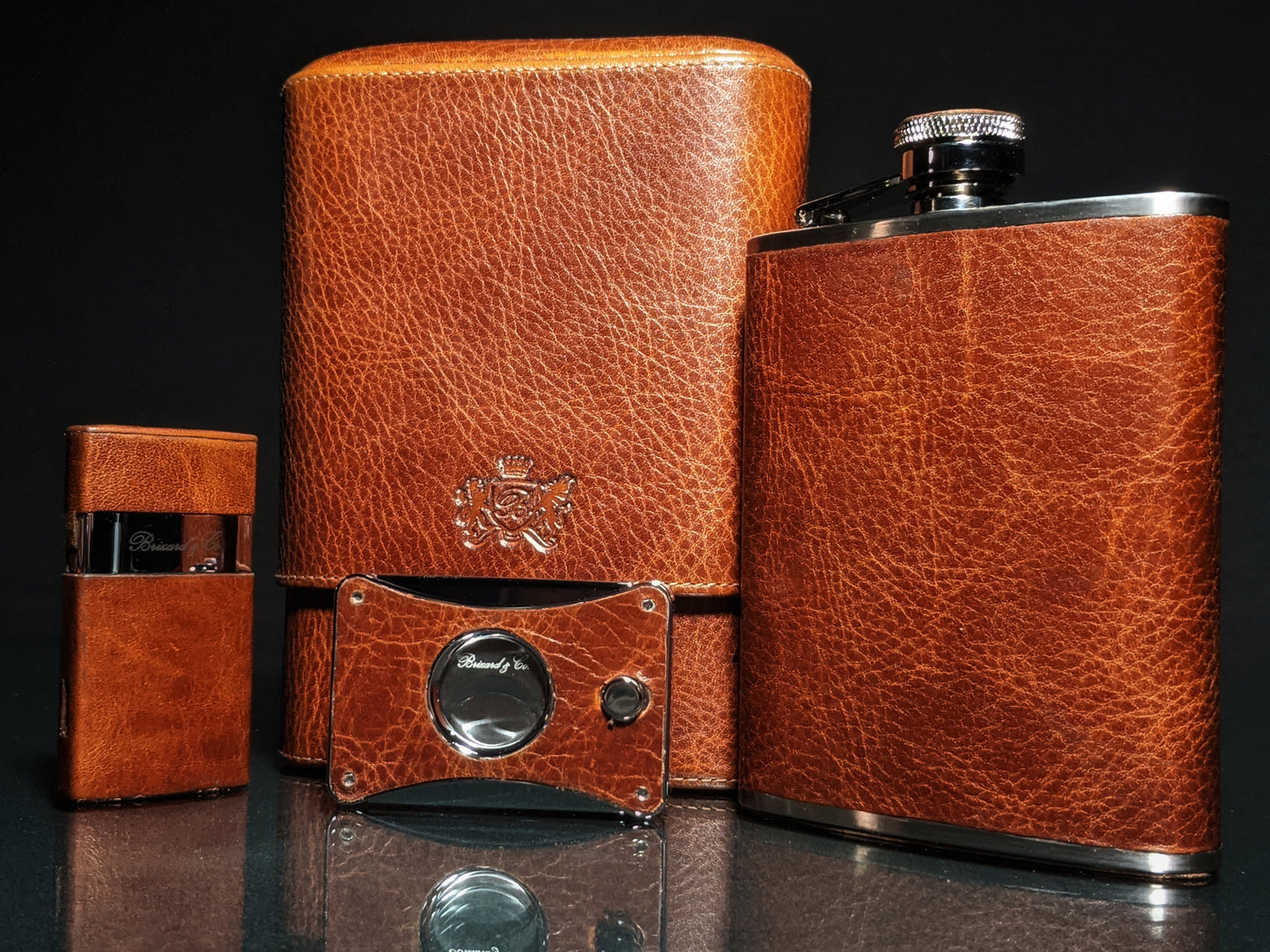 Brizard & Co. Havana Traveler - Antique Saddle Leather with cutter and lighter