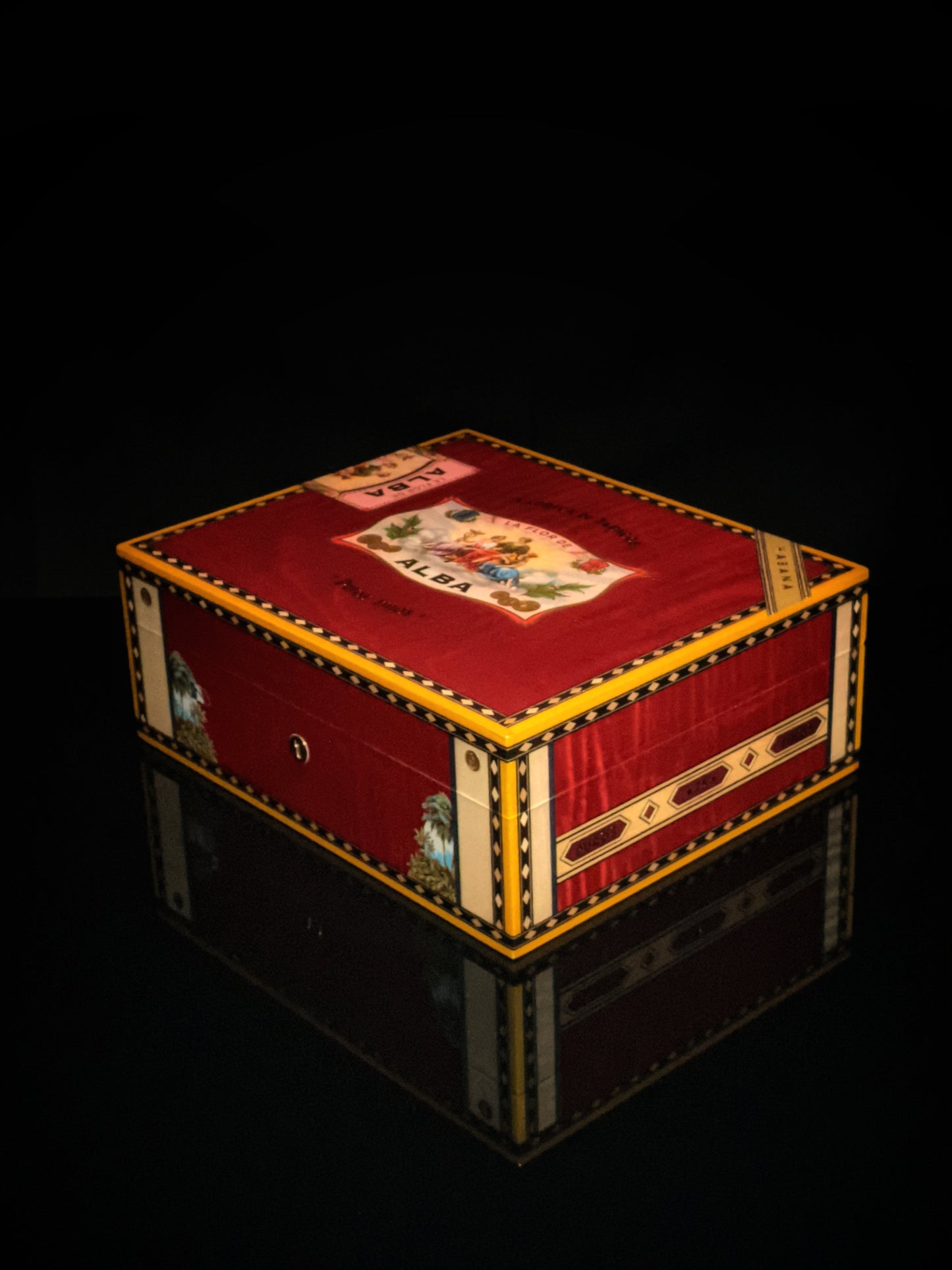 Elie Bleu Alba Red Sycamore Humidor 75 count