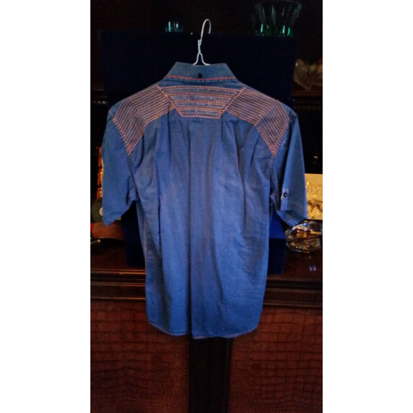 Roar Medium-sized shirt