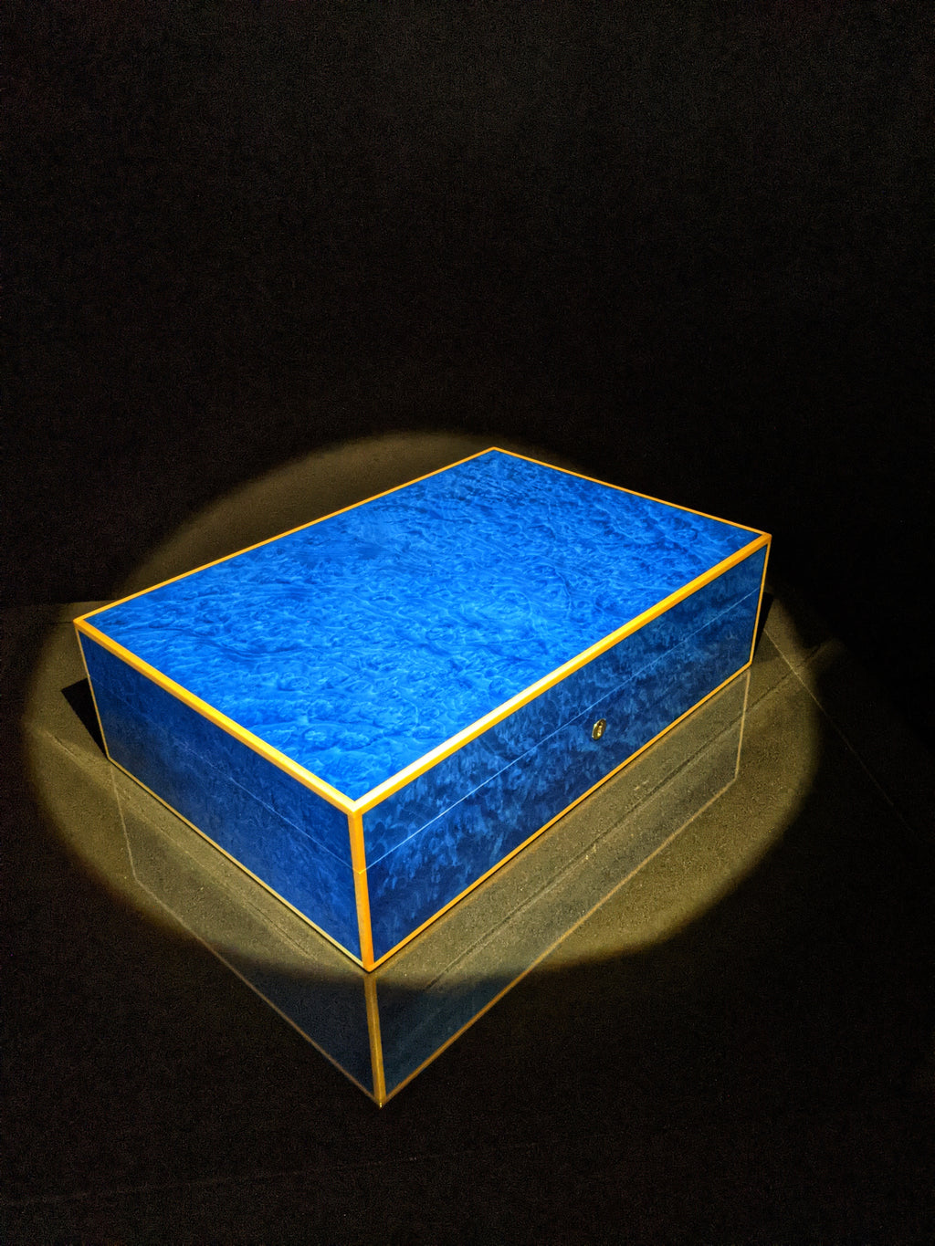 Elie Bleu Madrona Blue Sycamore Humidor — 110 Count