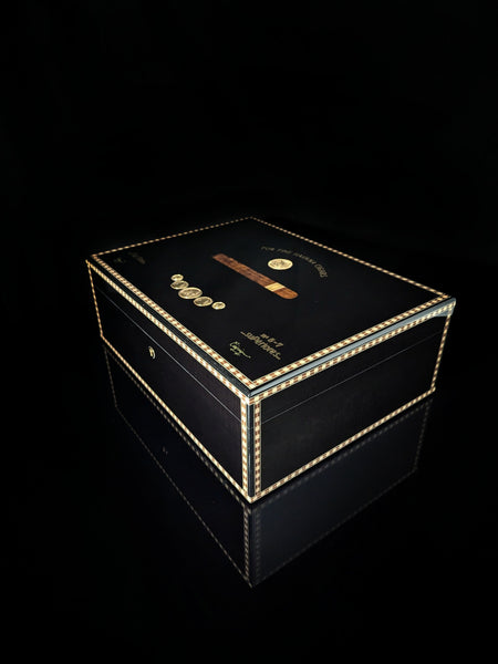 Elie Bleu Medals Black Sycamore humidor 200 count NIB