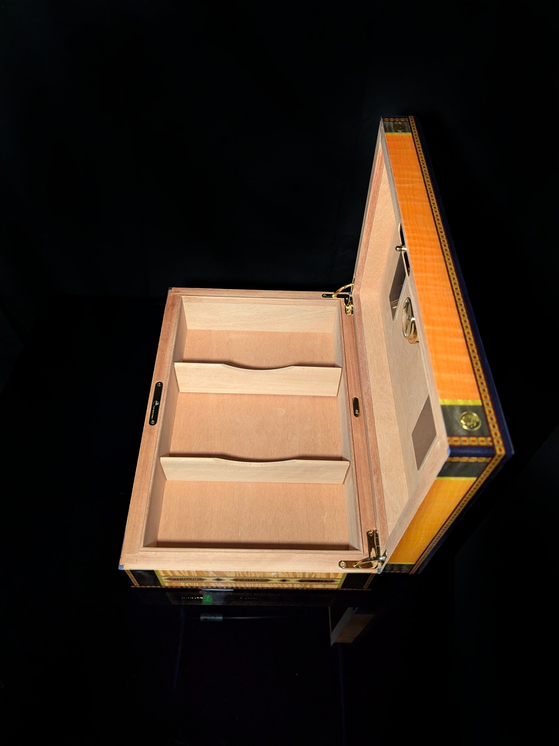 Elie Bleu Alba Orange Sycamore Humidor 110 Count NIB