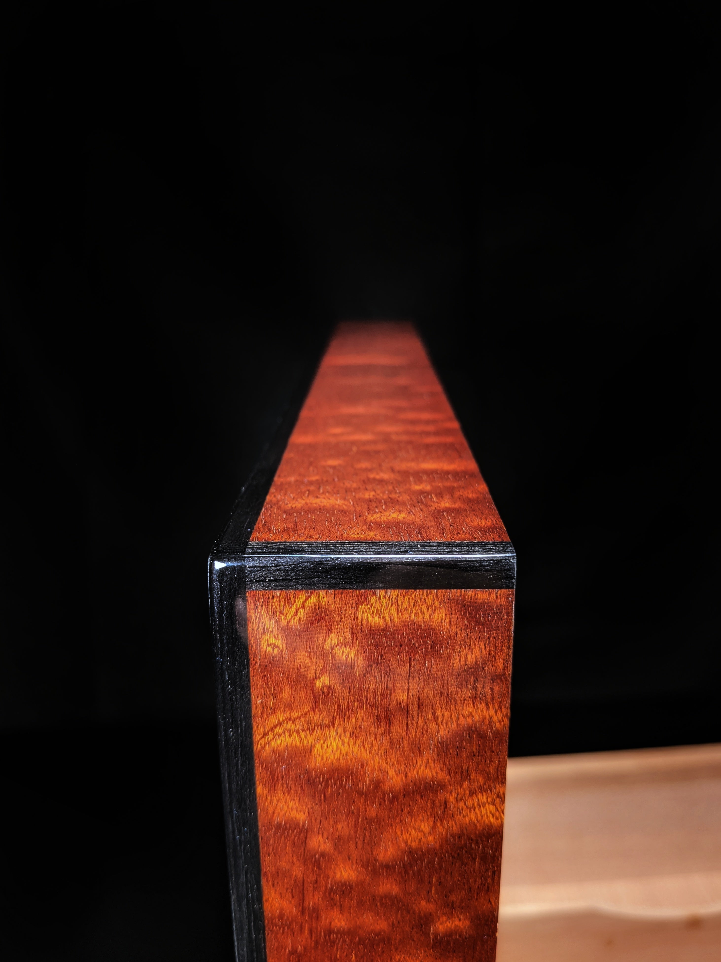 Elie Bleu Dappled Sapele Humidor 75 Count