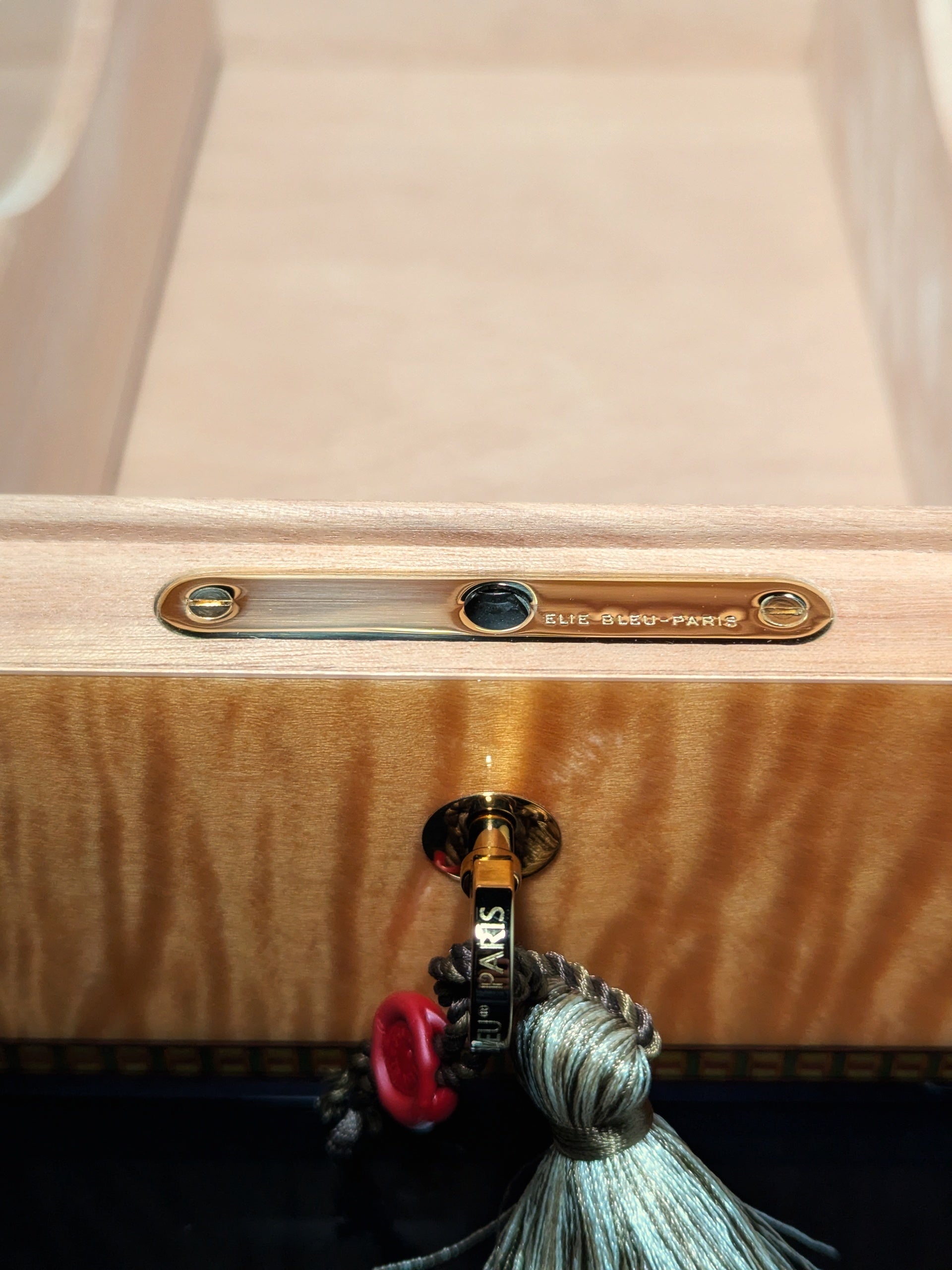 Elie Bleu Alba Orange Sycamore Humidor 110 Count NIB