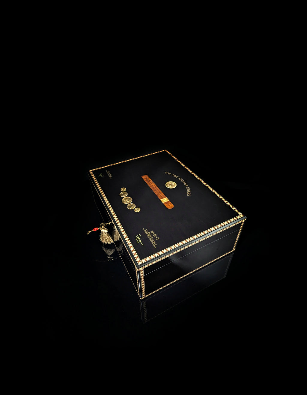 Elie Bleu Medals Black Sycamore humidor 200 count NIB