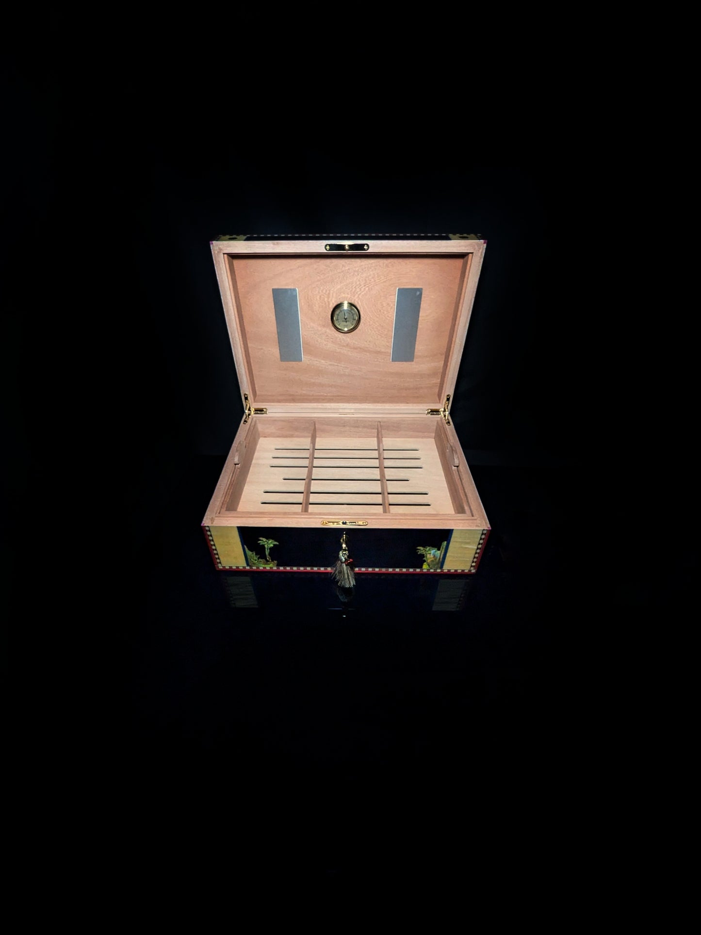 Elie Bleu Alba Black Sycamore Humidor 200 ct NIB