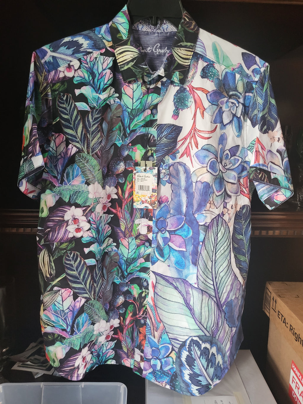 Robert Graham Short Sleeve Large Shirt