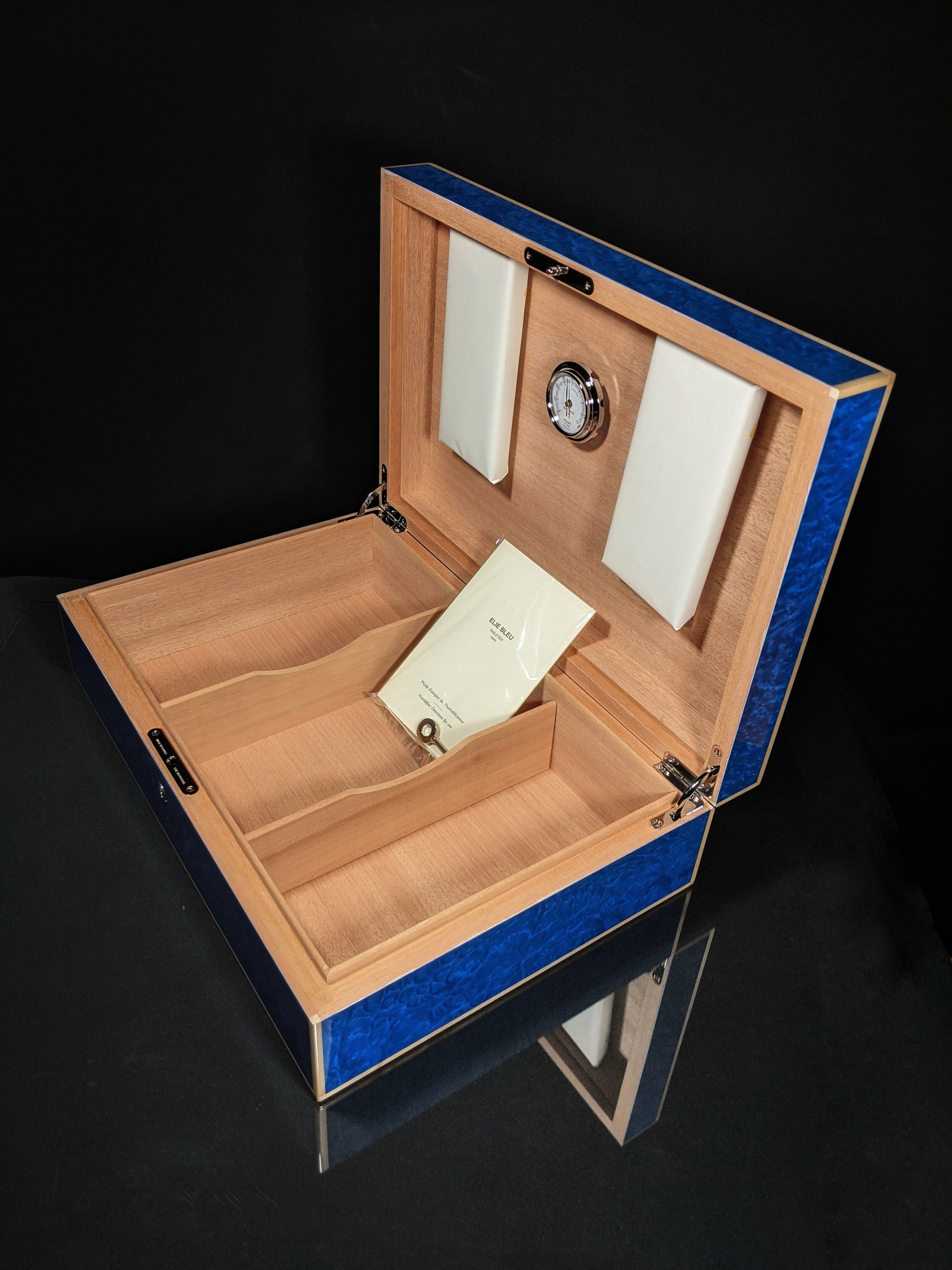 Elie Bleu Madrona Blue Sycamore Humidor — 110 Count