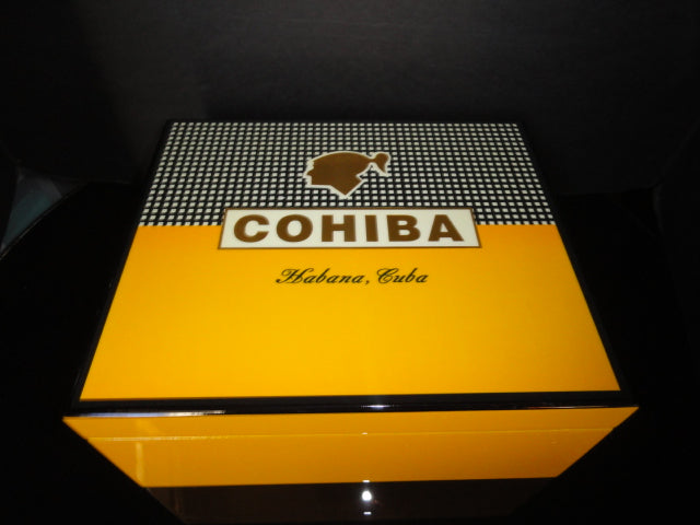 Cigar Wood Humidor 25 ct