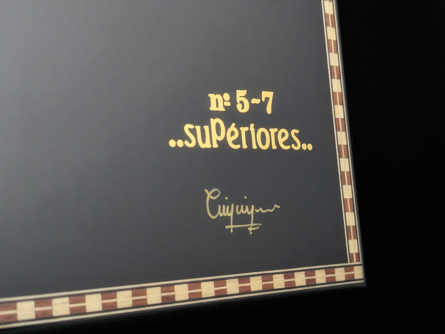 Elie Bleu Medals Black Sycamore humidor 200 count NIB