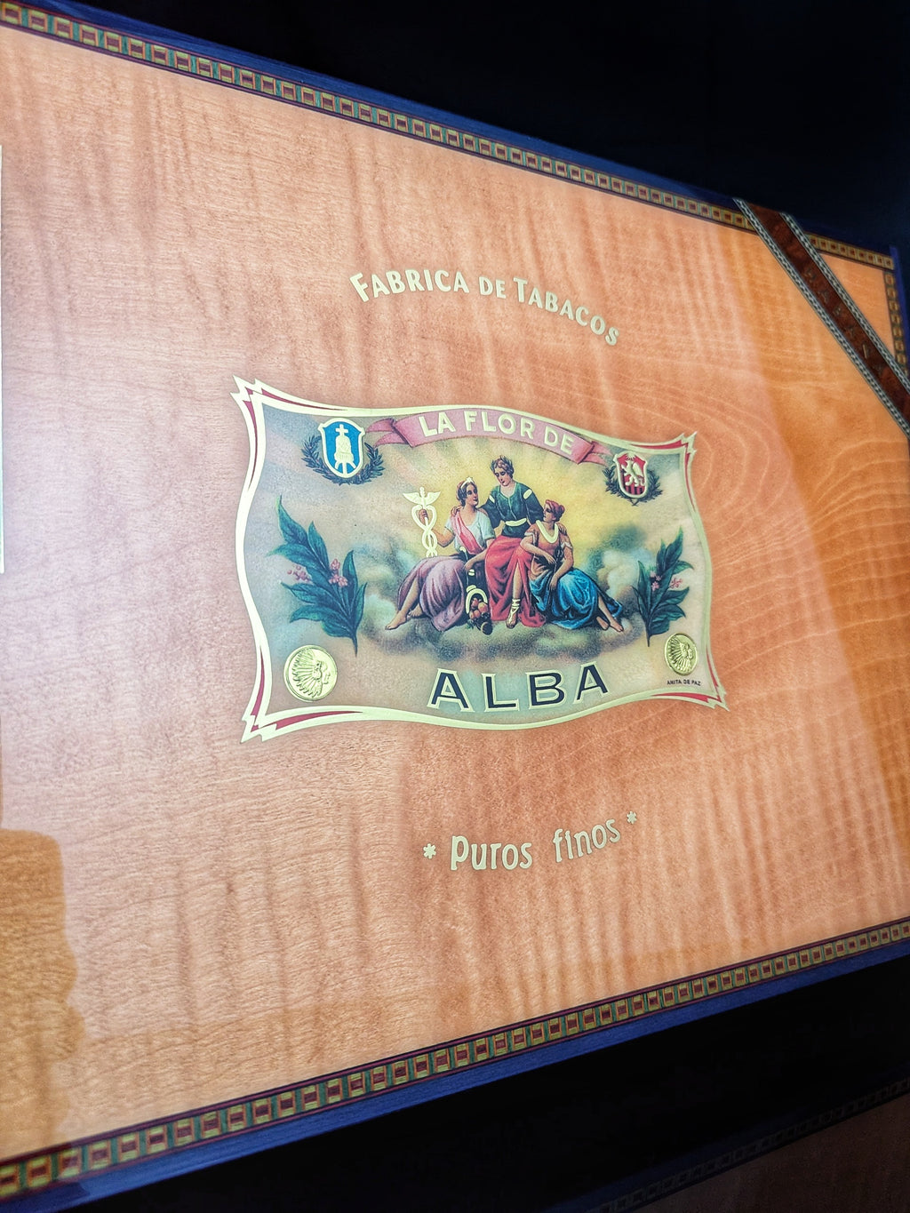 Elie Bleu Alba Orange Sycamore Humidor 110 Count NIB