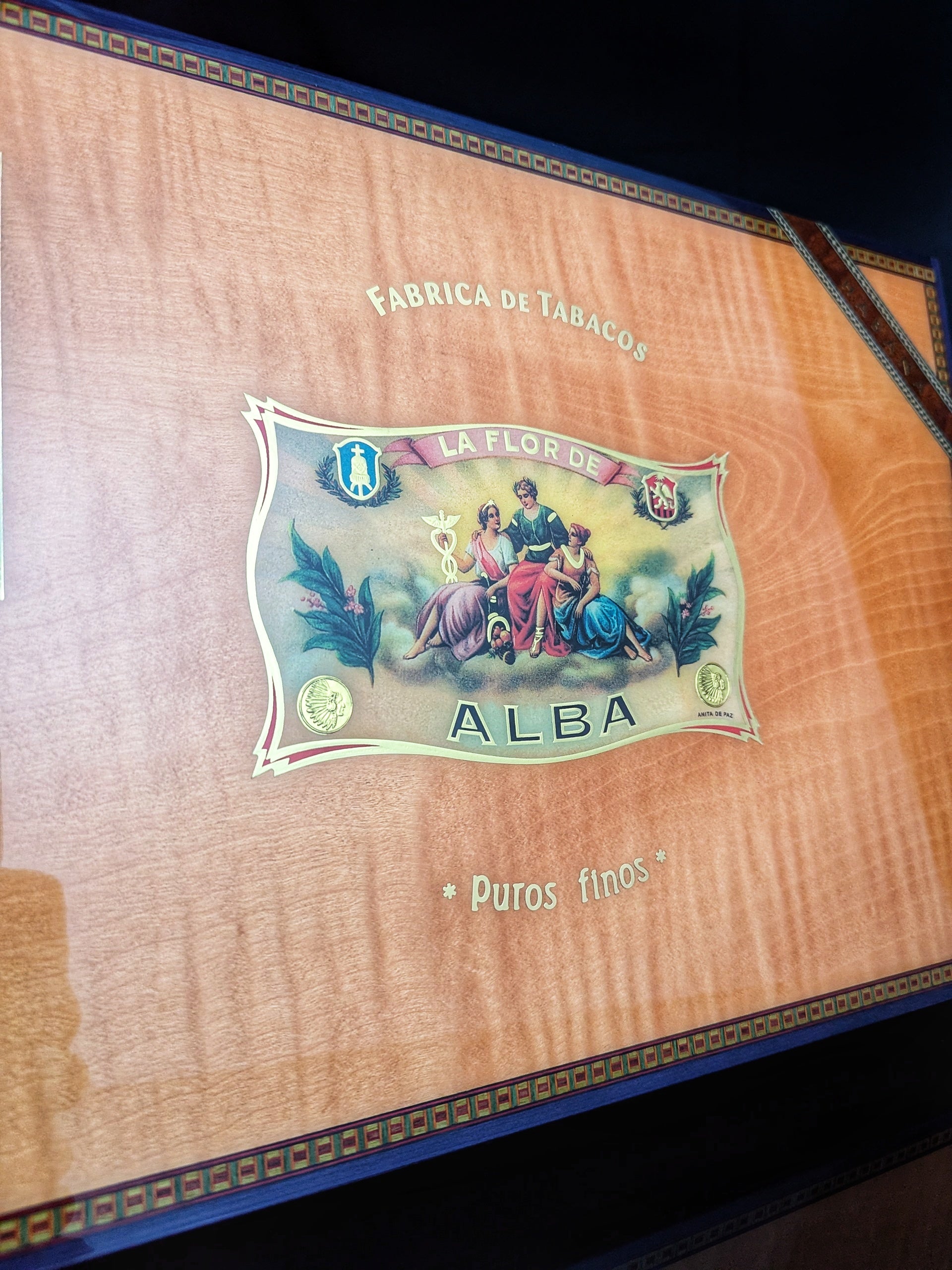 Elie Bleu Alba Orange Sycamore Humidor 110 Count NIB