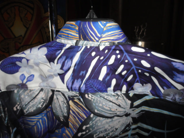 Robert Graham Moyie Springs Short Sleeve Shirt Size Medium