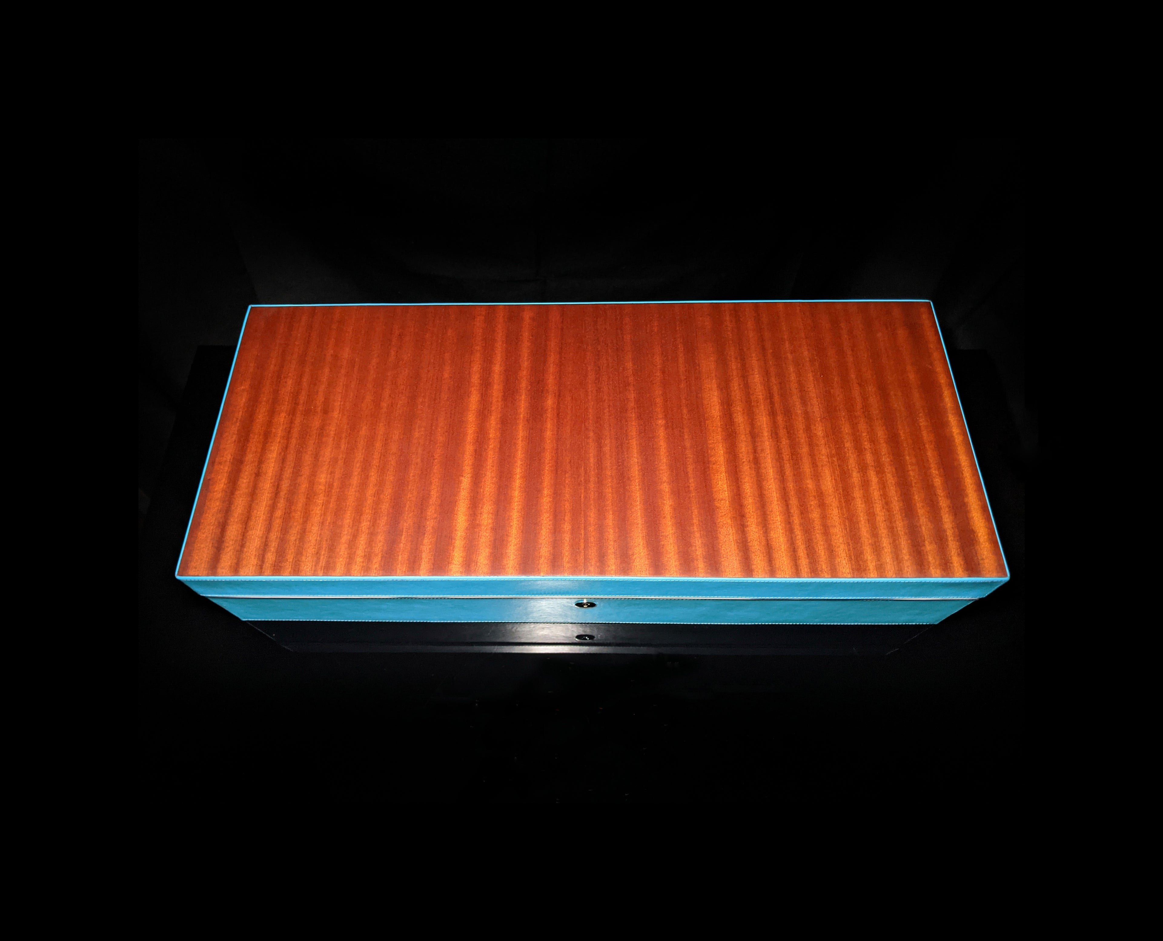 Brizard and Co Positano Humidor 130 / 150 count. NIB