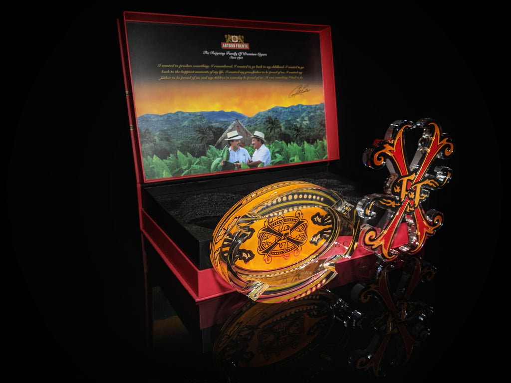 Fuente OpusX Red Limited Edition ashtray