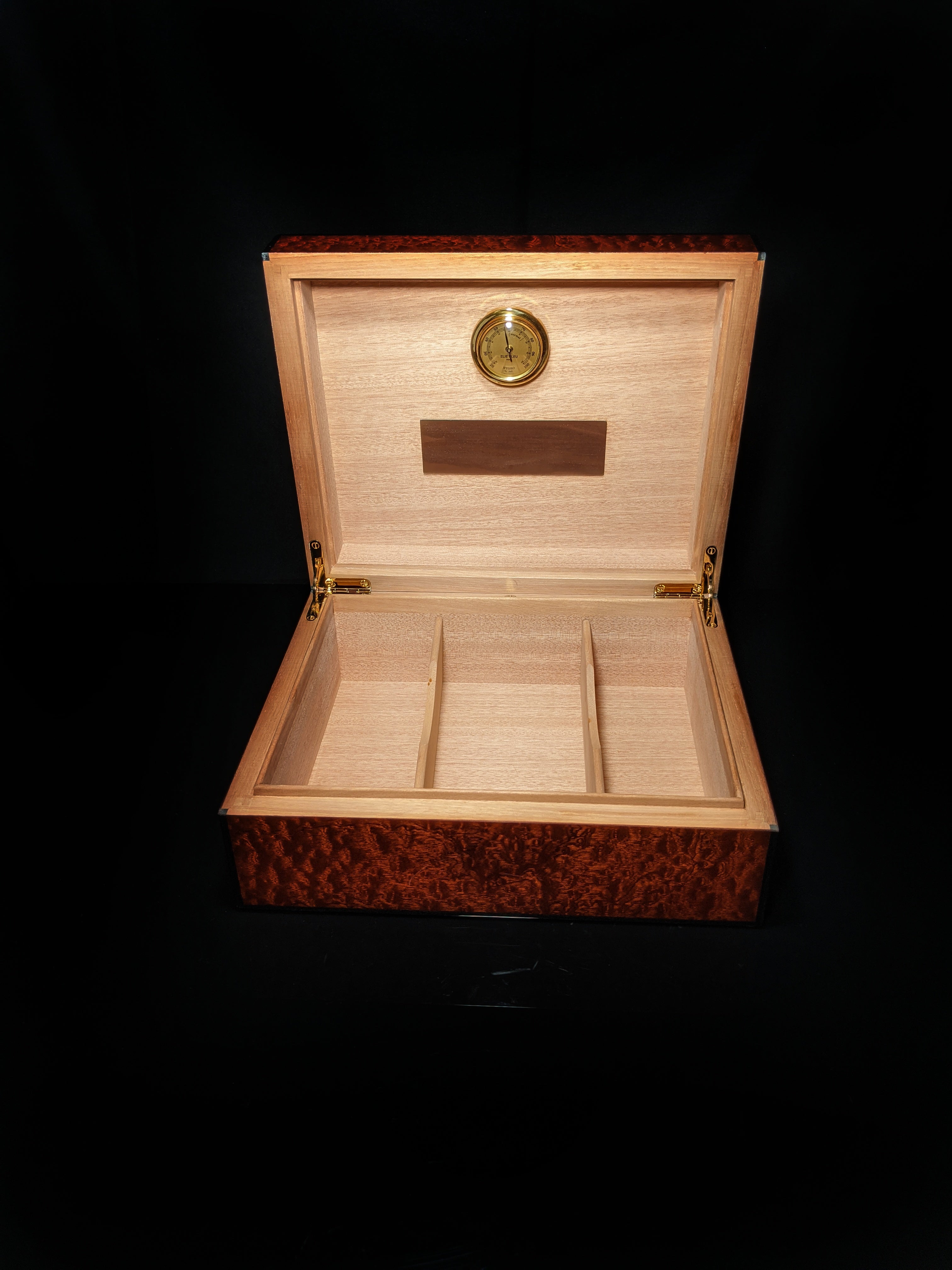 Elie Bleu Dappled Sapele Humidor 75 Count
