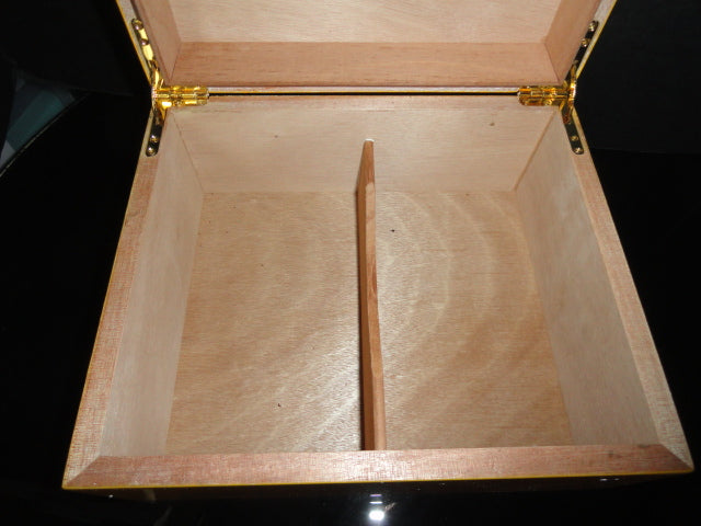 Cigar Wood Humidor 25 ct