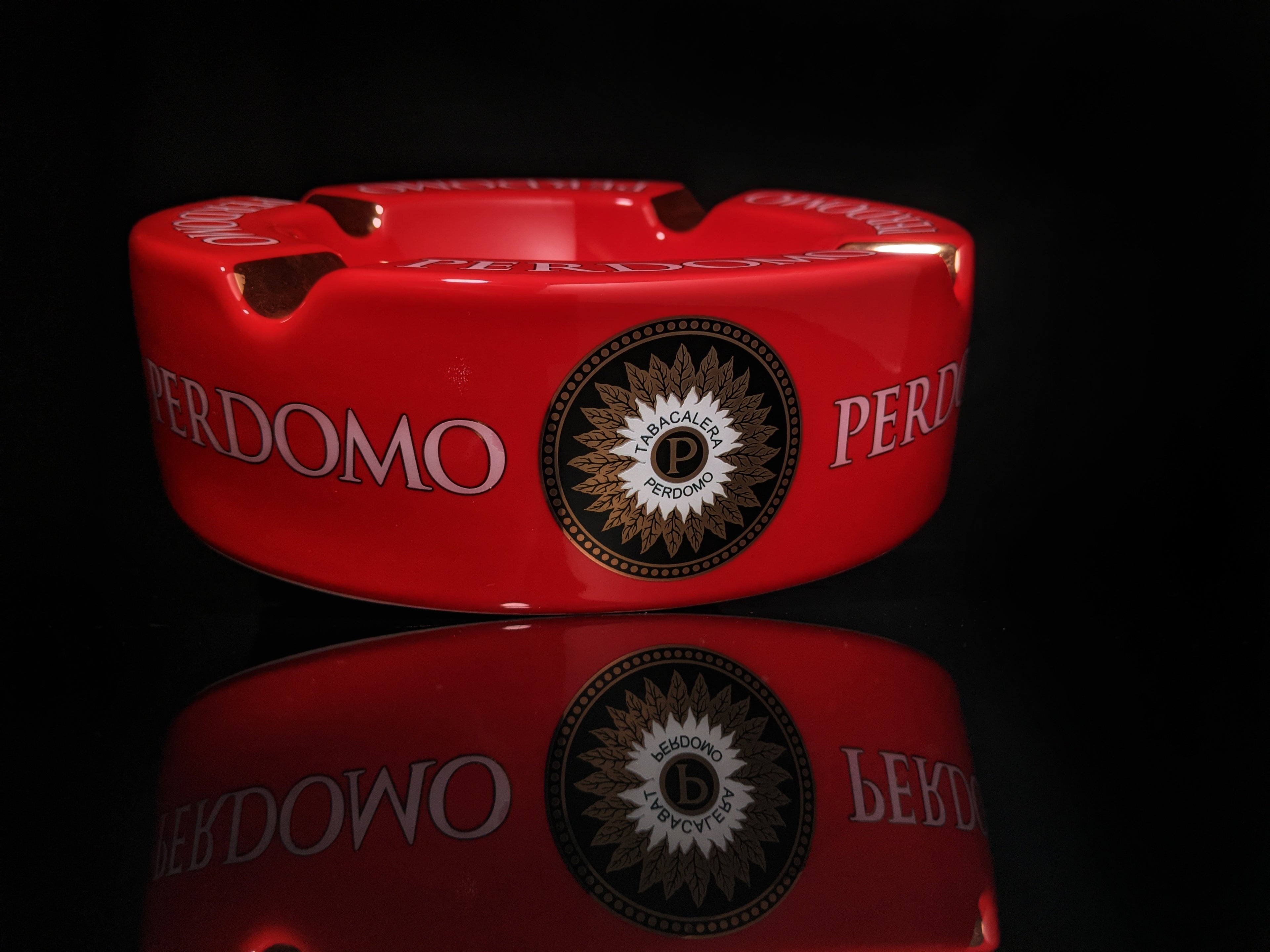 Perdomo Red and Gold  large ceramic ashtray 9" diameter NIB