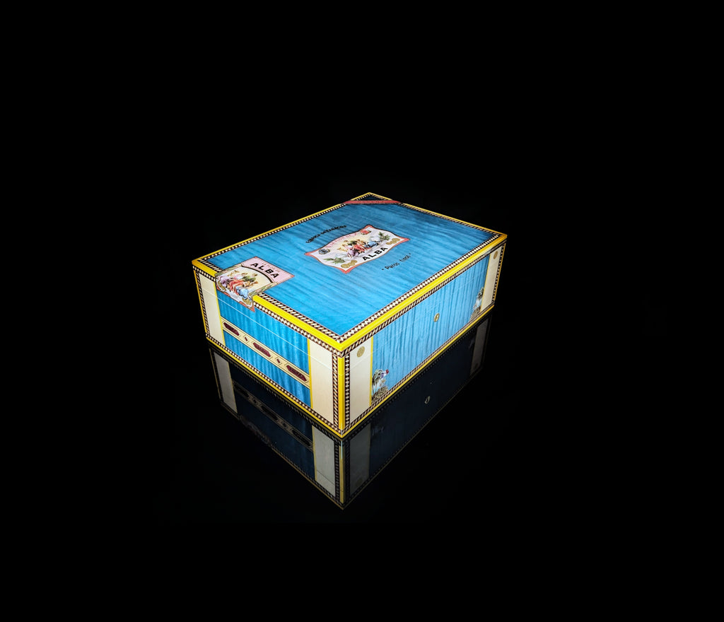 Elie Bleu Alba Blue Sycamore Humidor 200 ct.