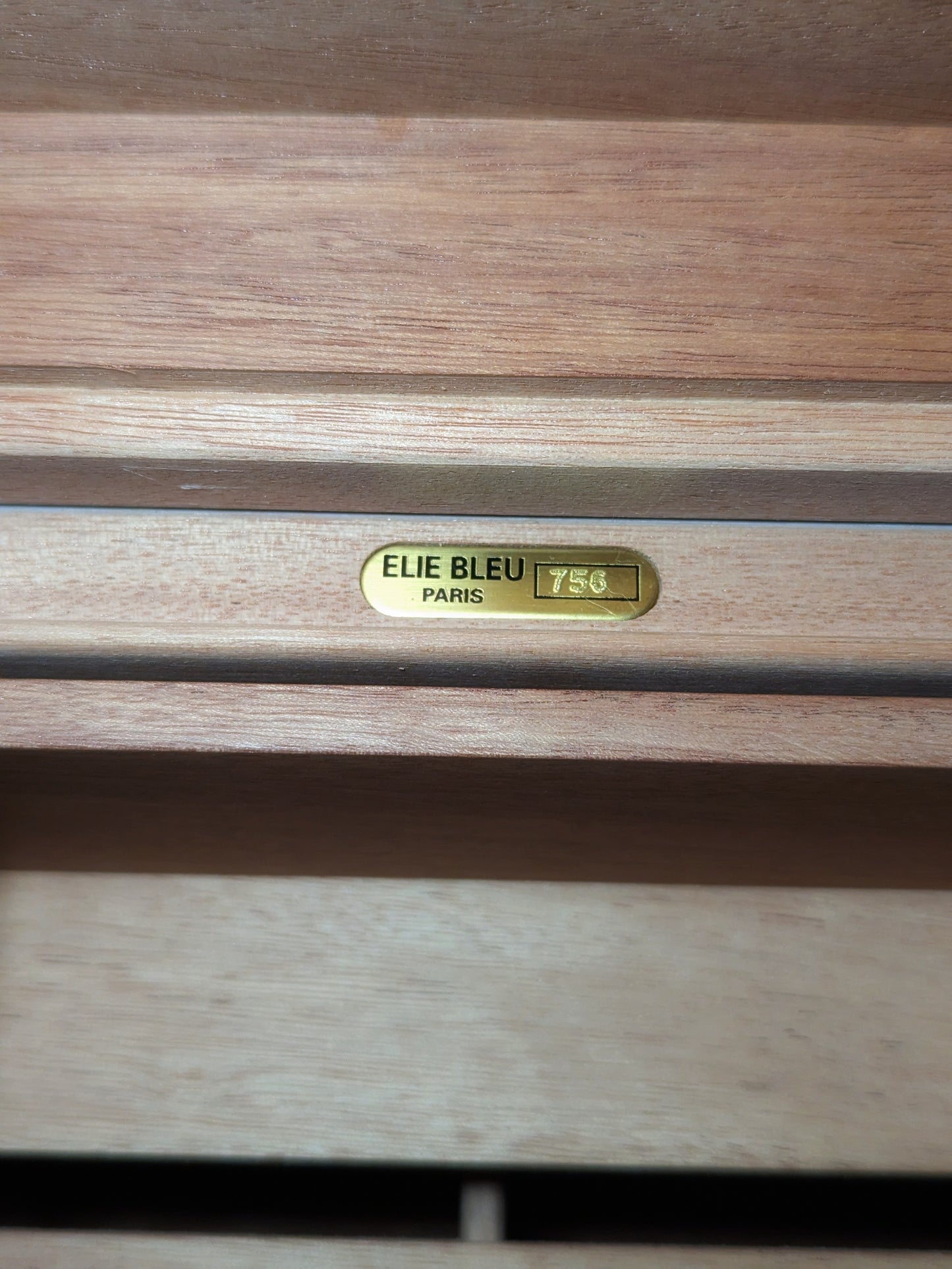 Elie Bleu Alba Black Sycamore Humidor 200 ct NIB