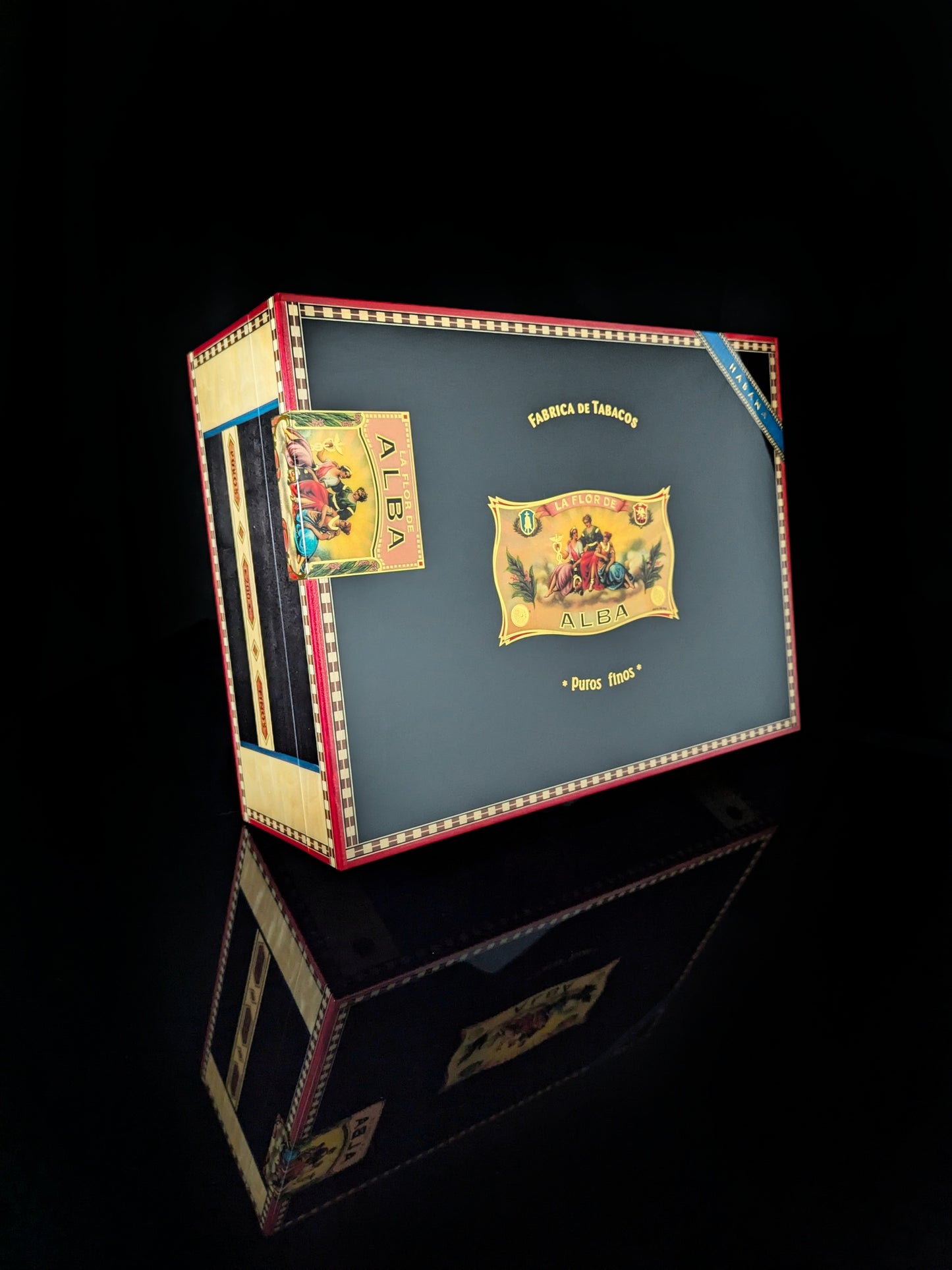 Elie Bleu Alba Black Sycamore Humidor 200 ct NIB