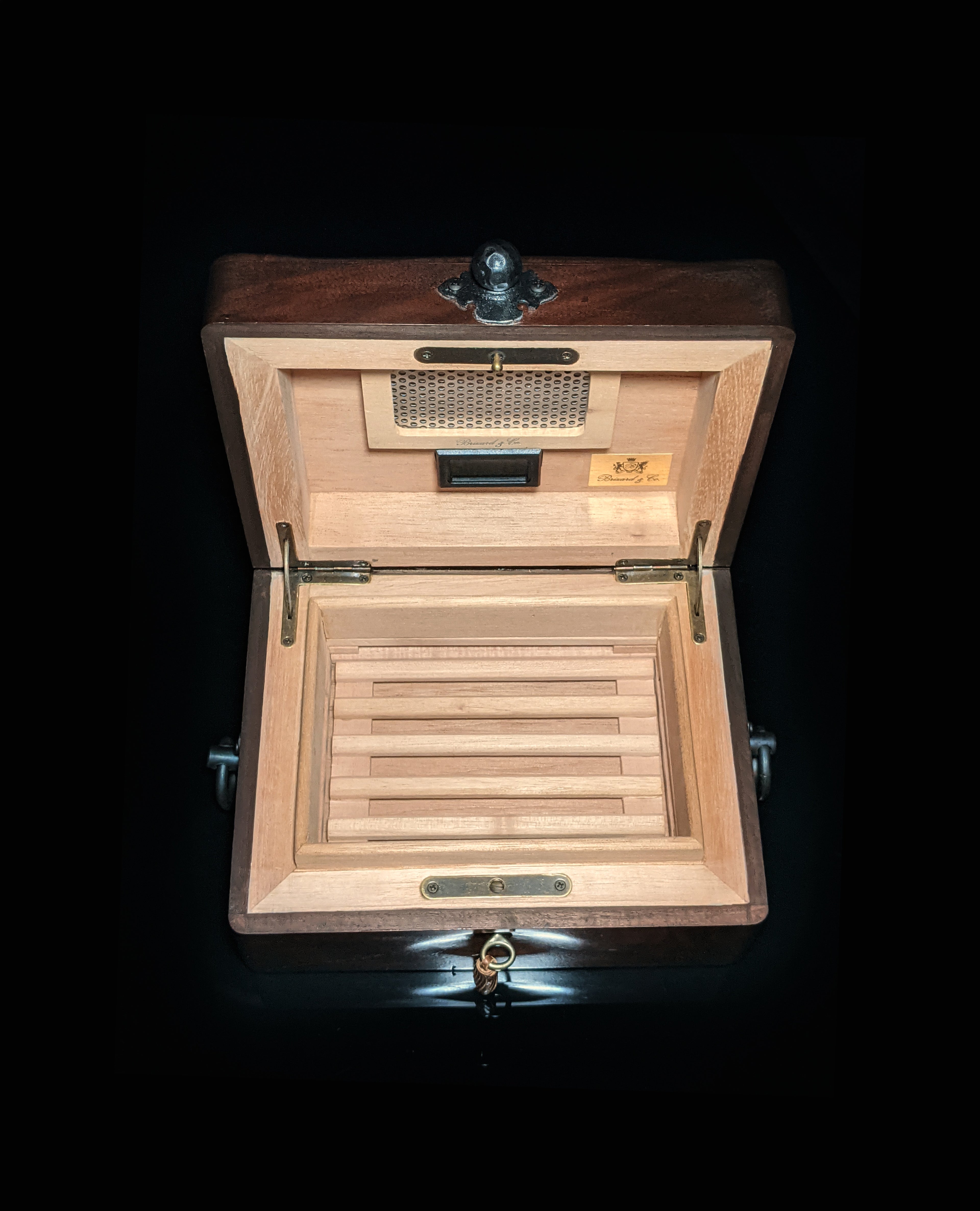 Brizard and Co. Hacienda Humidor — 12/15 Count