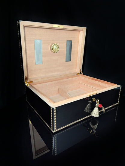 Elie Bleu Medals Black Sycamore humidor 200 count NIB