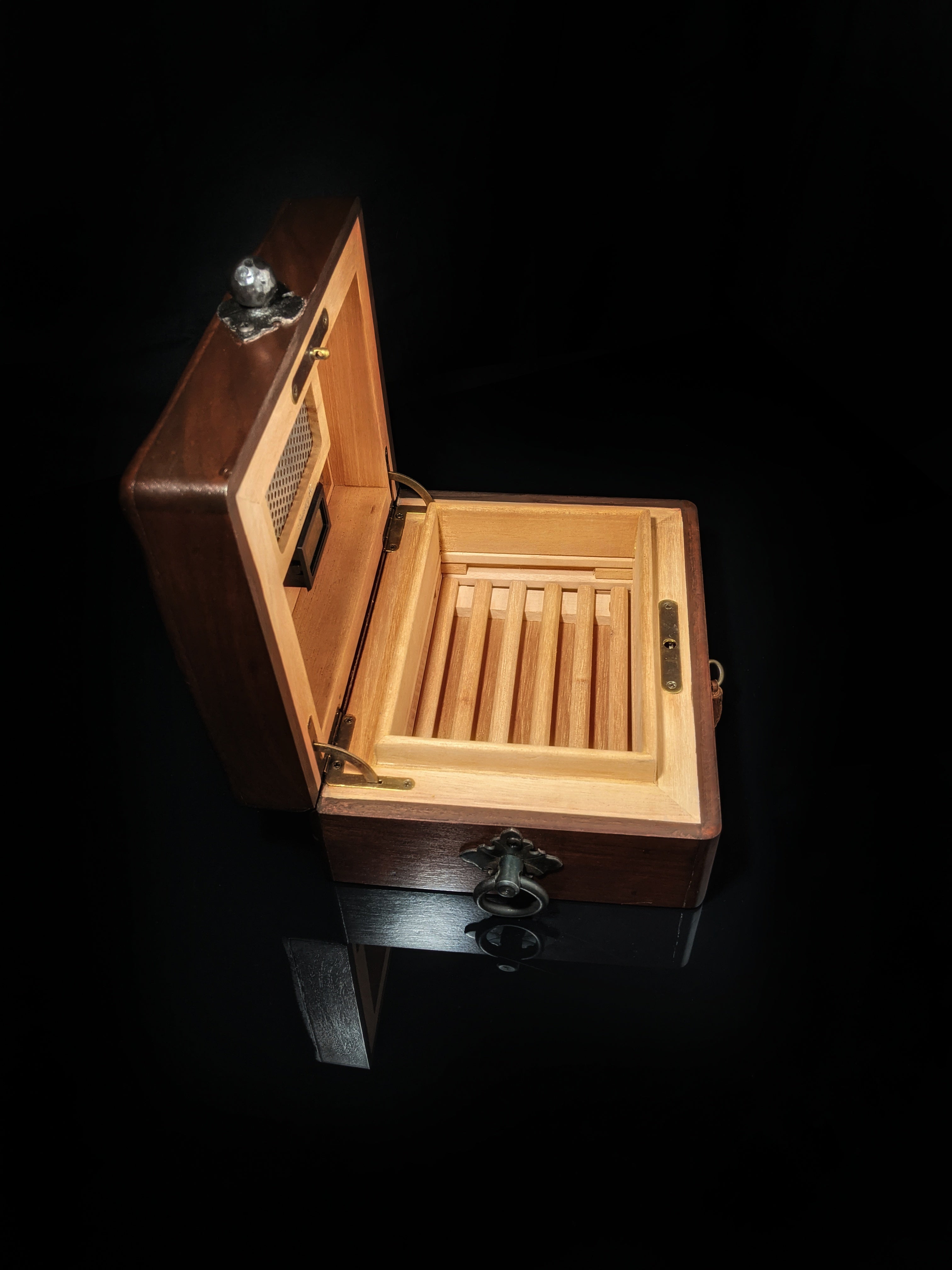 Brizard and Co. Hacienda Humidor — 12/15 Count