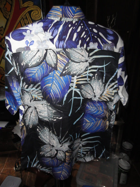 Robert Graham Moyie Springs Short Sleeve Shirt Size Medium