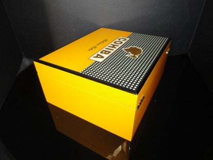 Cigar Wood Humidor 25 ct