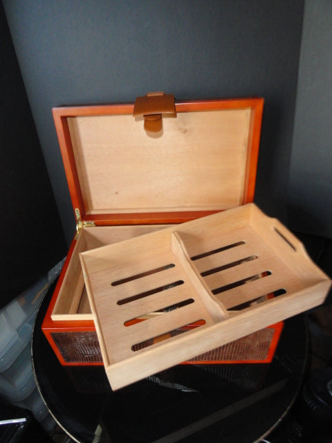 Trinidad Natural with Lizard Leather Chest Humidor  NIB
