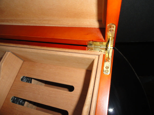 Trinidad Natural with Lizard Leather Chest Humidor  NIB