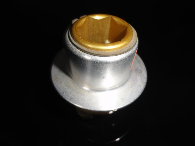 Quick release hub adaptor for steering wheel