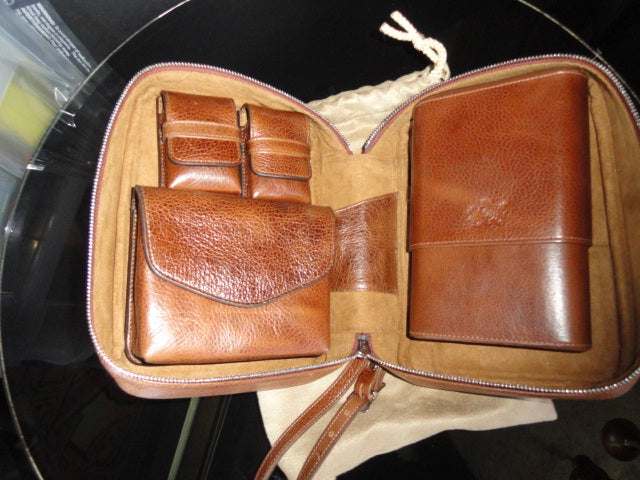 Brizard and Co. Havana Traveler - Antique Saddle Leather with Pouch