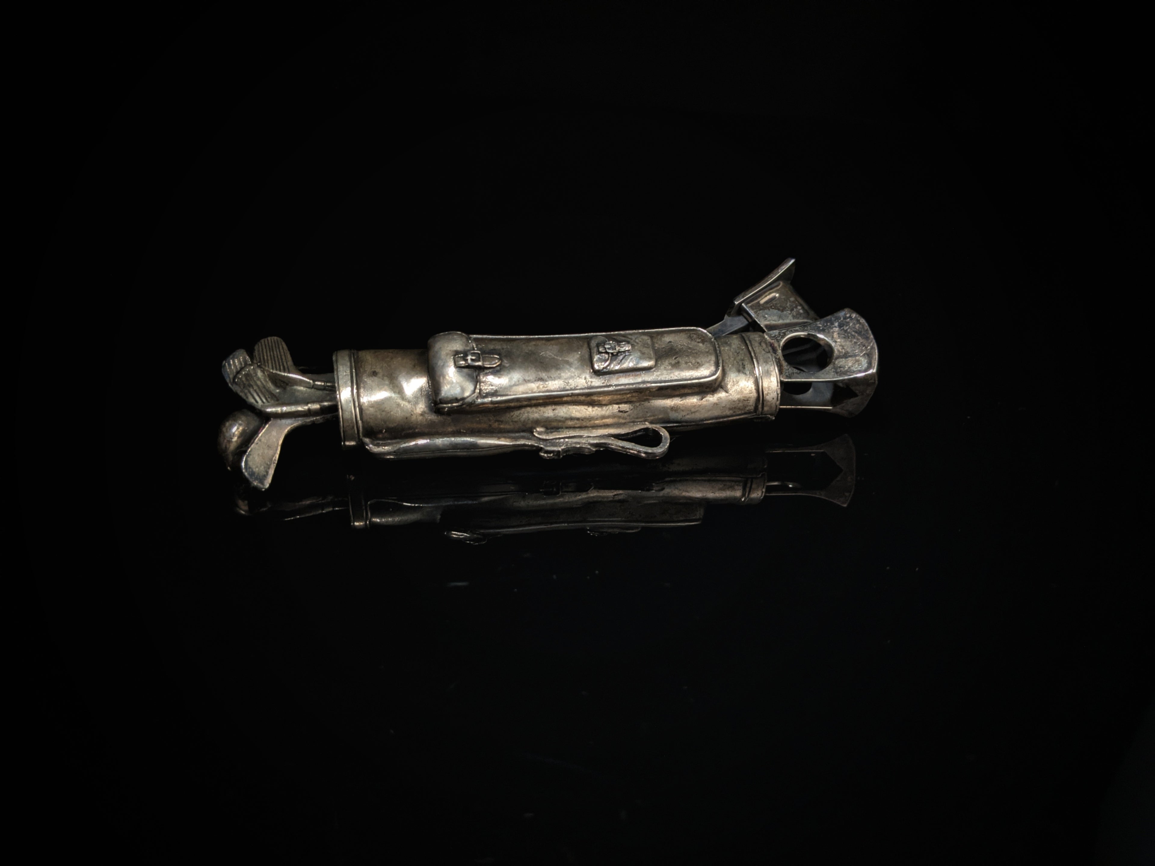 GOLF CLUBS & BAG CIGAR CUTTER