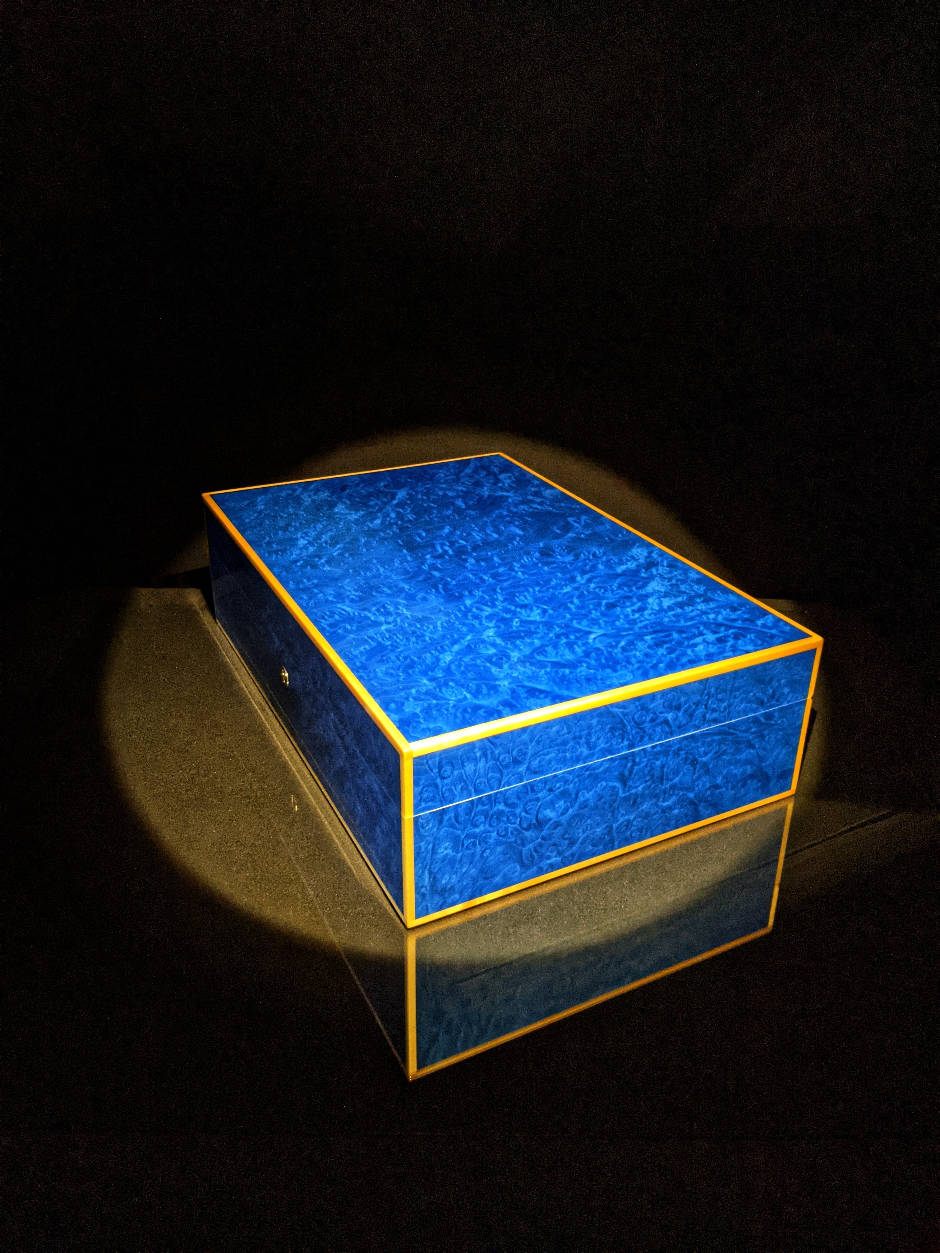 Elie Bleu Madrona Blue Sycamore Humidor — 110 Count
