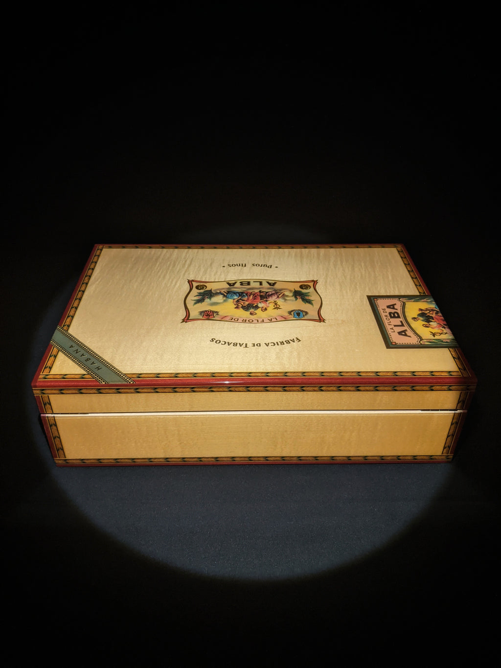Elie Bleu Alba Natural  Sycamore Humidor 110 count NIB