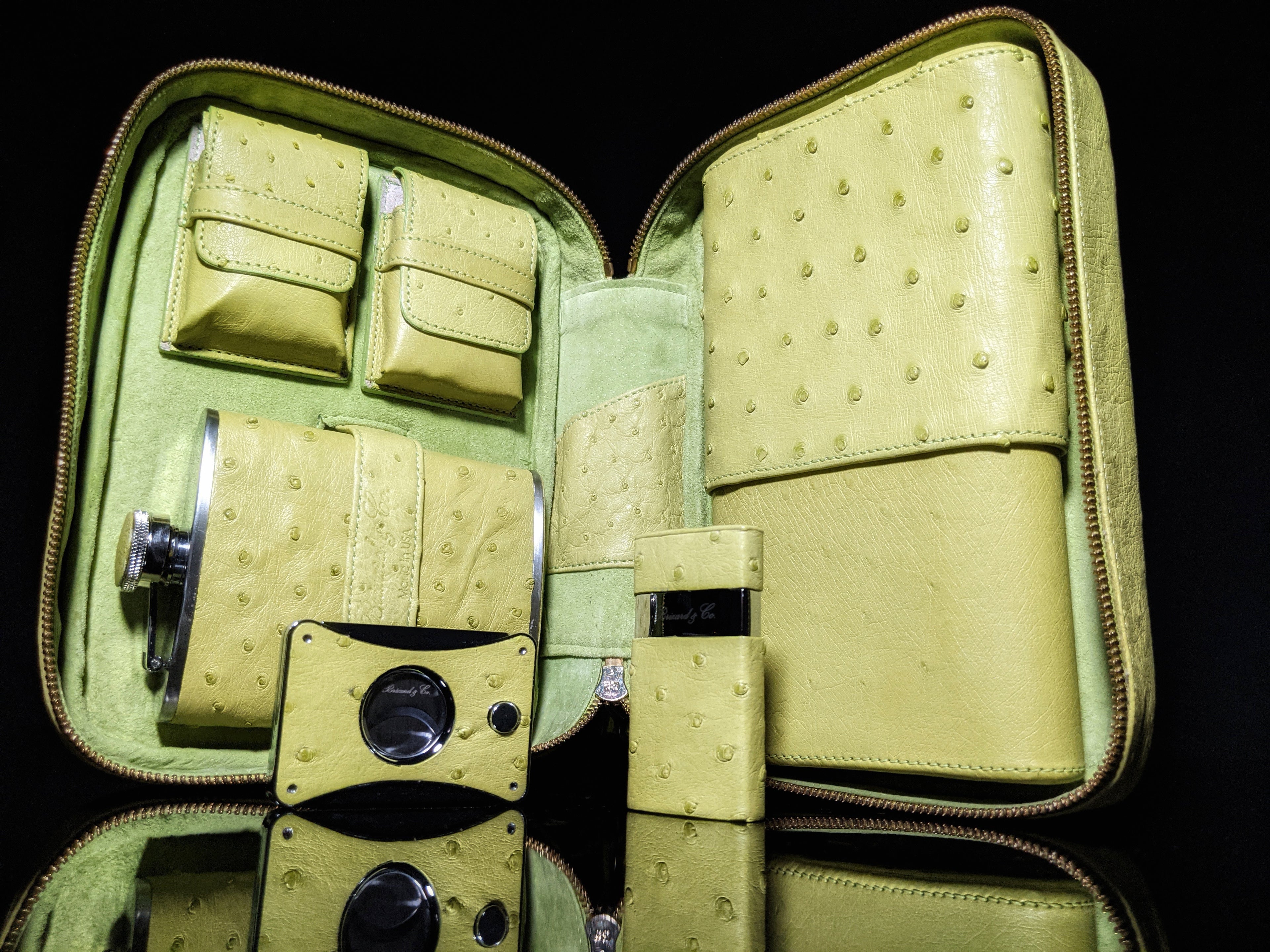 Brizard  Traveler in Genuine Ostrich Matcha Green with cutter and lighter