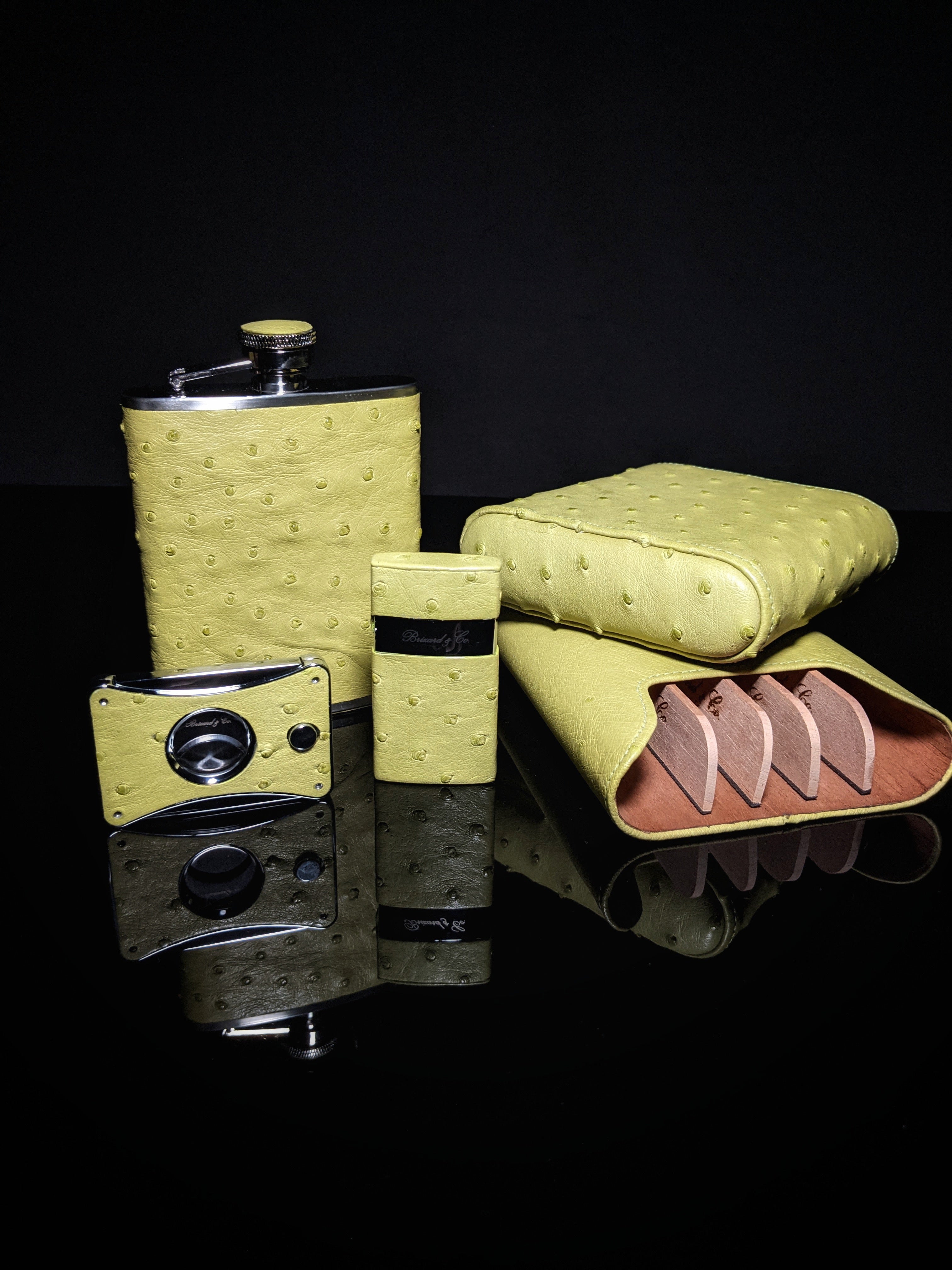 Brizard and Co. Havana Traveler — Genuine Ostrich Matcha Green with Cutter & Lighter