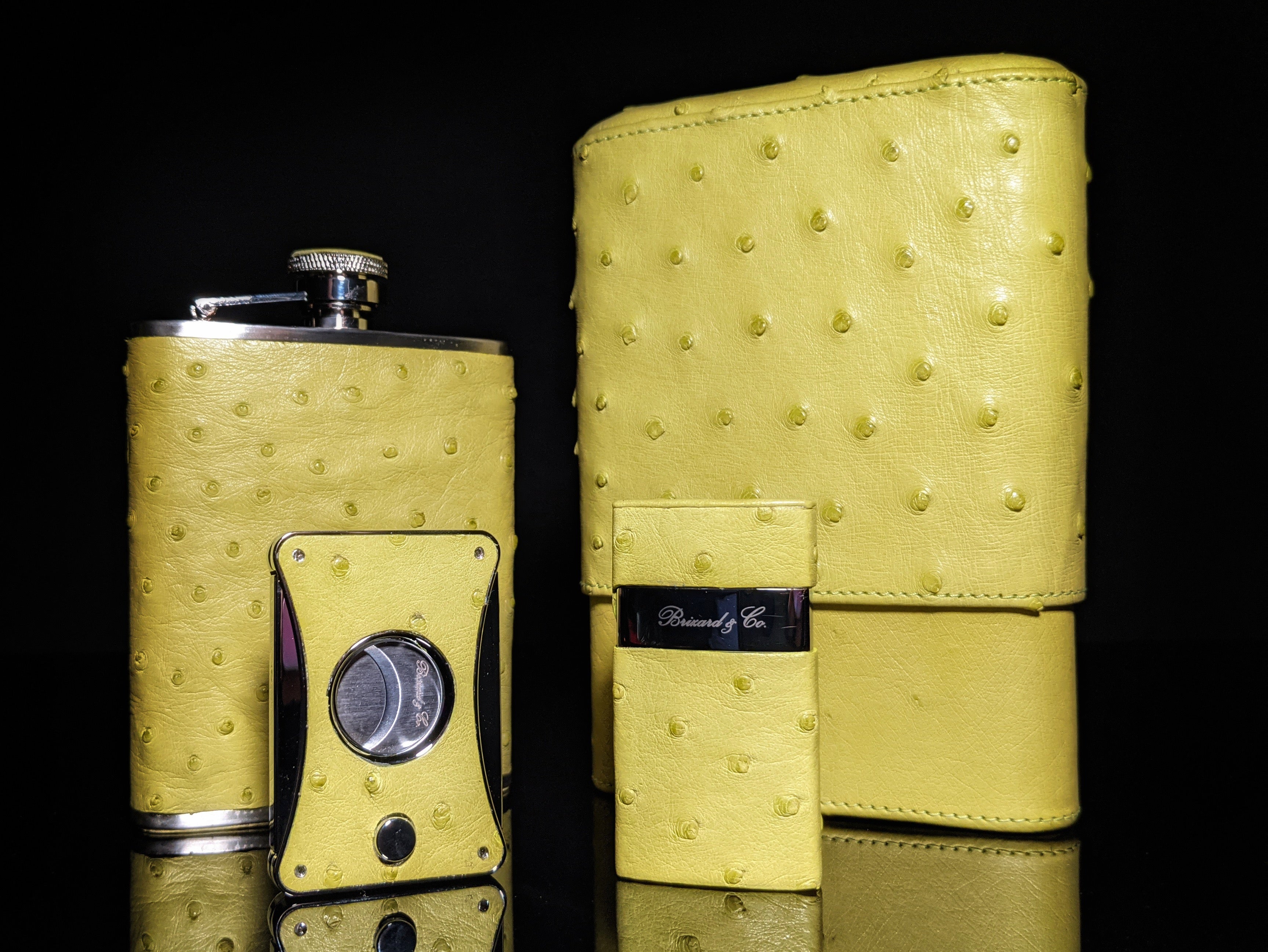 Brizard  Traveler in Genuine Ostrich Matcha Green with cutter and lighter