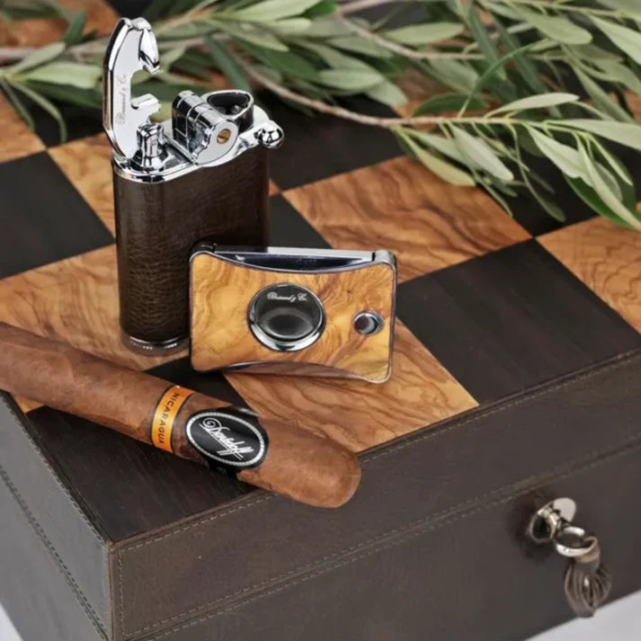The "Checkers" Cigar Humidor - Ebony and Olive Wood with Leather, 90/100 Count