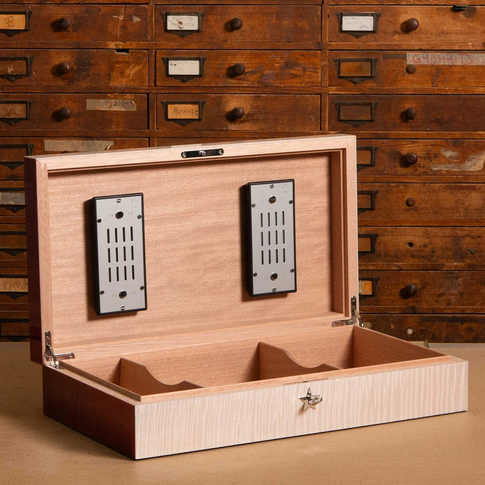 Elie Bleu Stars and Stripes Humidor 110 ct